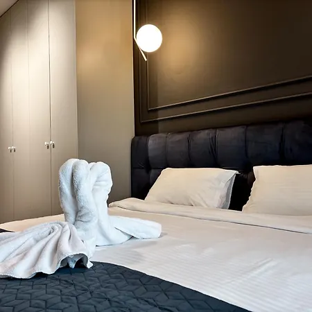 Apartmán Sky Heaven Airport 2 Bedroom - Parking *