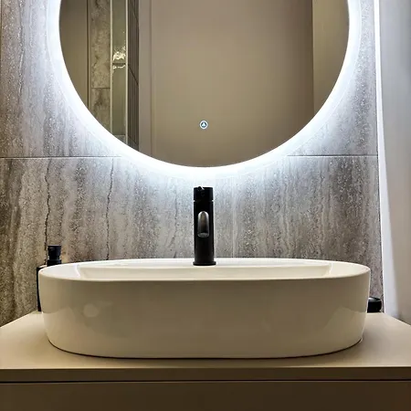 Sky Heaven Airport 2 Bedroom - Parking *