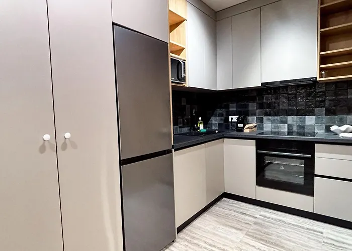 Apartament Sky Heaven Airport 2 Bdr Apartment - Free Parking Kluż-Napoka